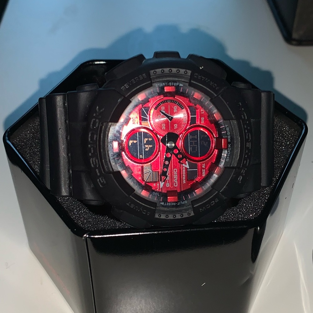 Men’s g shock watch